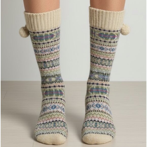 Indigo Holiday Winter Cream Women’s Reading Socks One Size - Picture 1 of 7